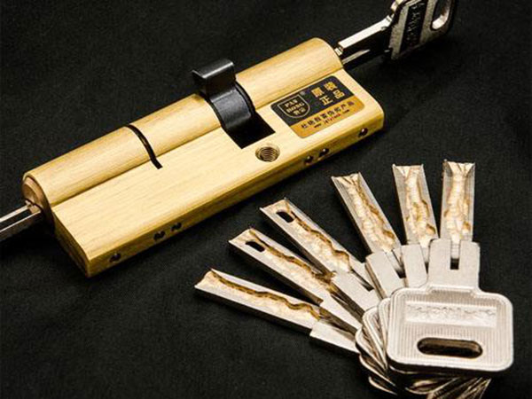 海陵24小时上门开锁公司